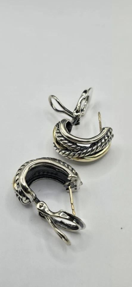 PENDIENTES CRUZADOS CON ORO DAVID YURMAN Foto 4 de 4