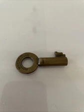 Antique/ Vintage Eagle Lock Co Hollow Barrel Trunk skeleton key 73N7