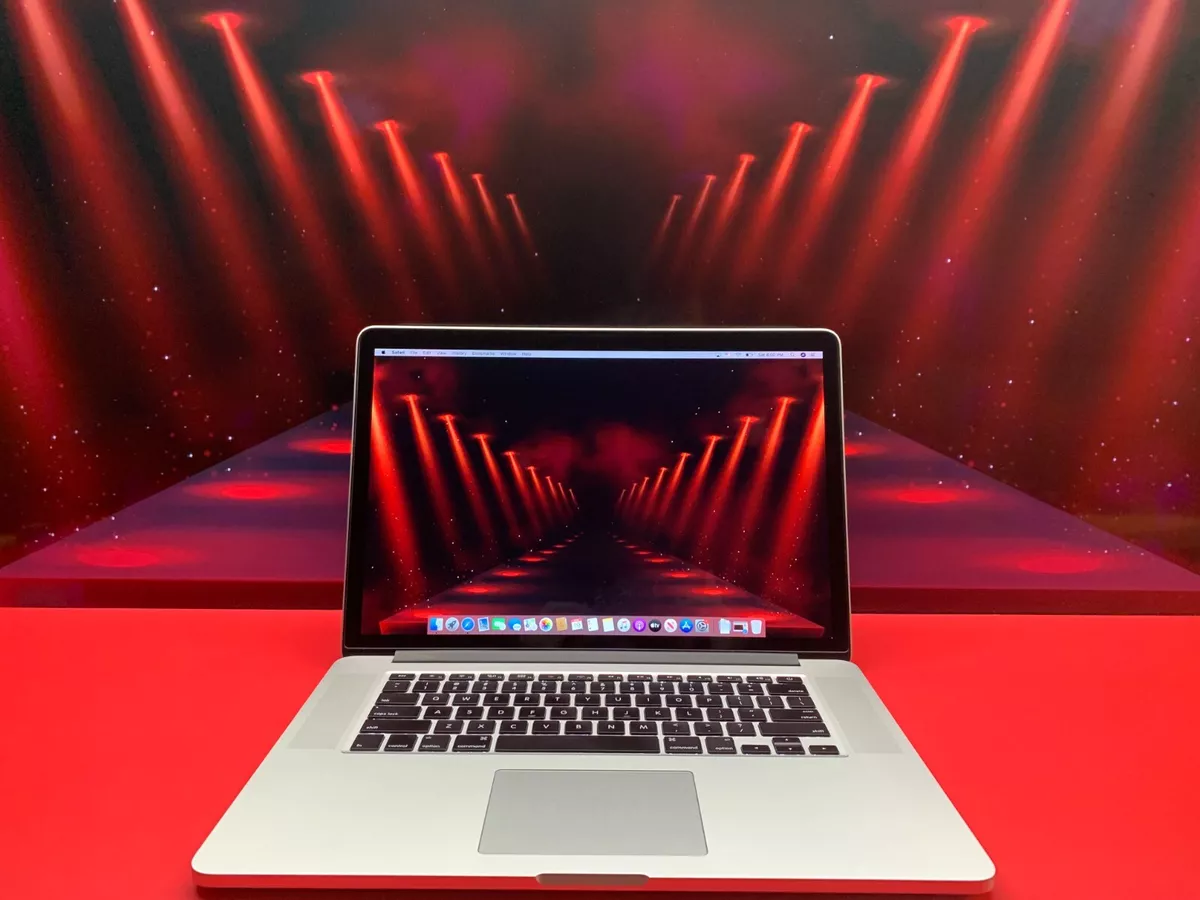 CYBER - Apple MacBook Pro 15 inch RETINA / Quad Core i7 / 16GB RAM 512GB SSD