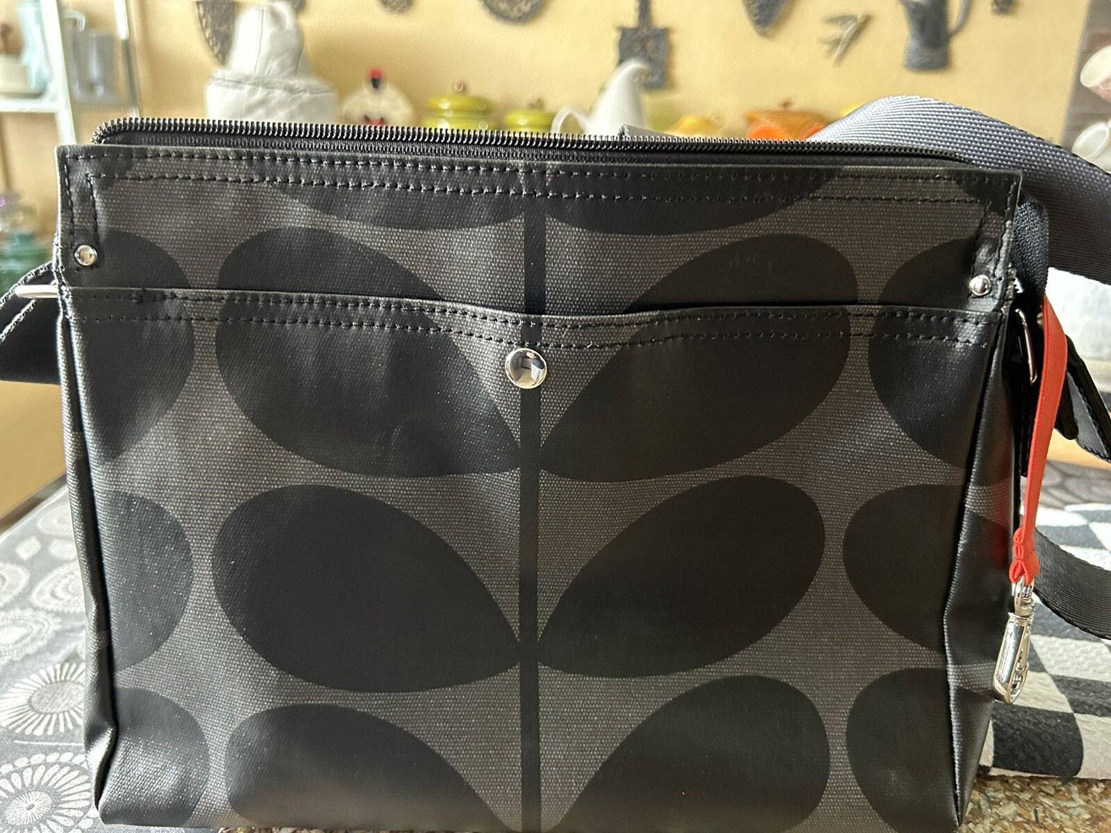 RARE Orla Kiely Black And grey Stem Crossbody Bag Gem