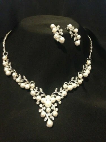 New Look Collares y colgantes De moda plateado plata