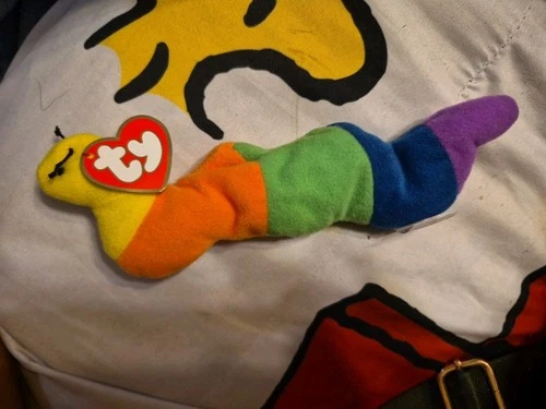 TY Beanie Baby Inch the Inchworm Toy