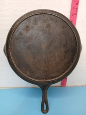 Vintage 1930s Lodge No 10 Cast Iron Skillet Single Notch Heat Ring 12”
