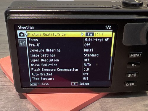Ricoh CX5 10 MP Digital - 10.7 optical zoom 16GB SD Card & extras - NEAR MINT - Picture 12 of 20