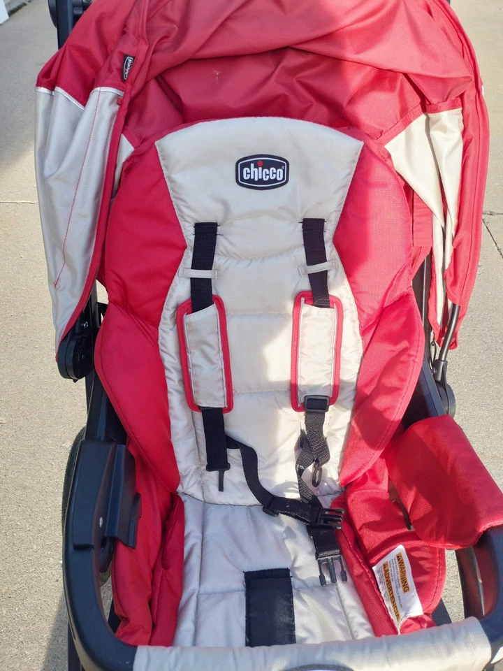 Cochecito Chicco Activ3 Sistema de Viaje para Correr + Asiento de Coche + Base Snapdragon  Foto 3 de 4