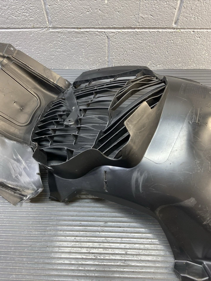 Porsche 911 Carrera 2020-2024 forro guardabarros delantero derecho OEM NOTA Foto 4 de 4