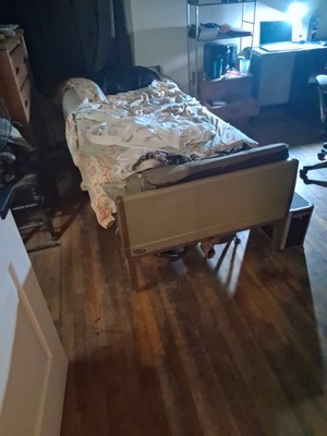 Invacare(Model No. 5410IVC) Electric  Hospital  Bed With Mattress
