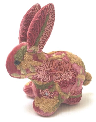 Anke Drechsel Bunny Sherbet Embroidered Animal Silk Velvet Hase Kissen Rosa Pink