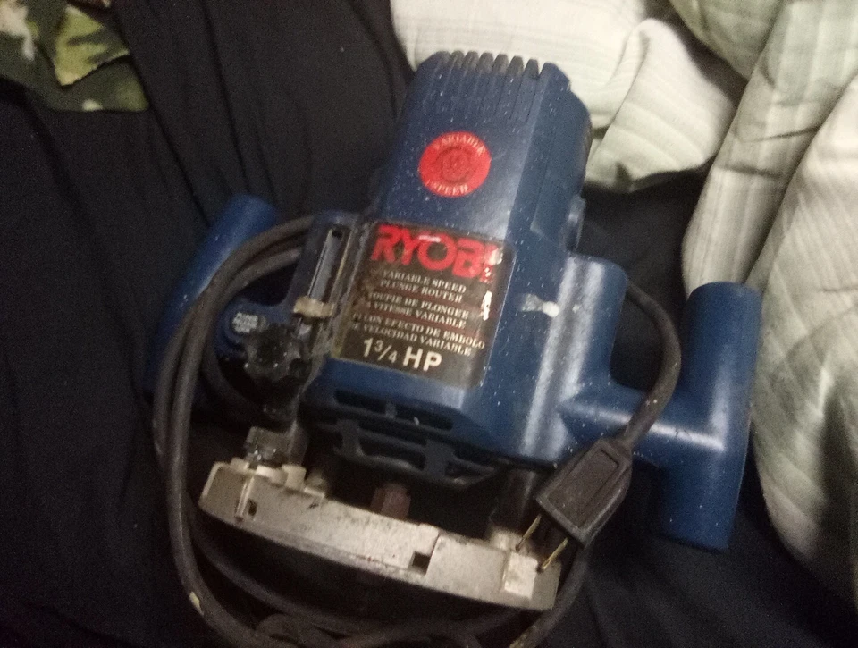 Ryobi 1 3/4 HP Router — 第 2/2 张图片