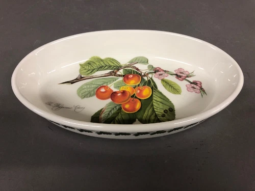 Portmerion Pottery Stoke On Trent Oval Baker Bowl “The Biggarreux Cherry” 11”