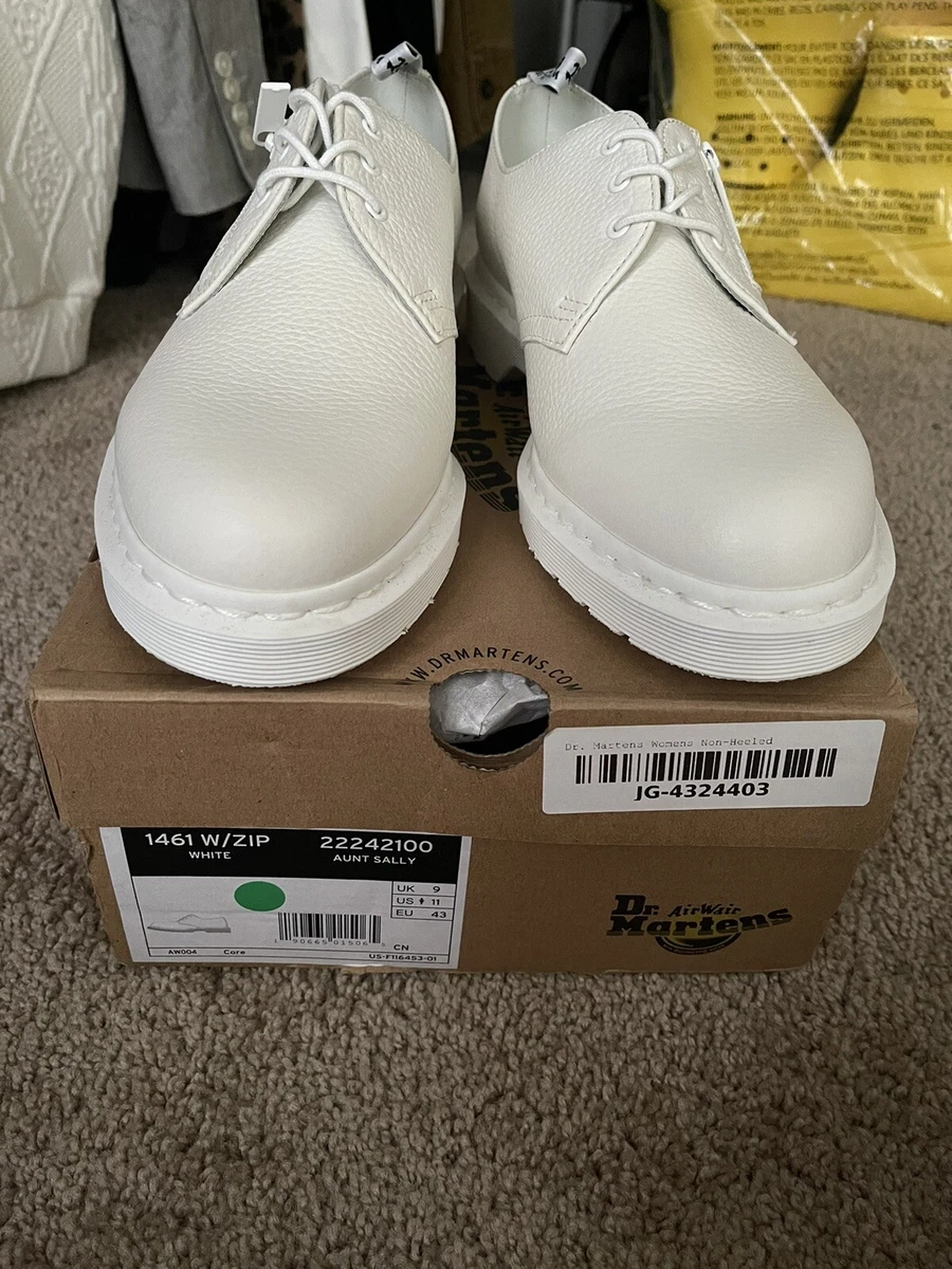 Doc martin deals white shoes