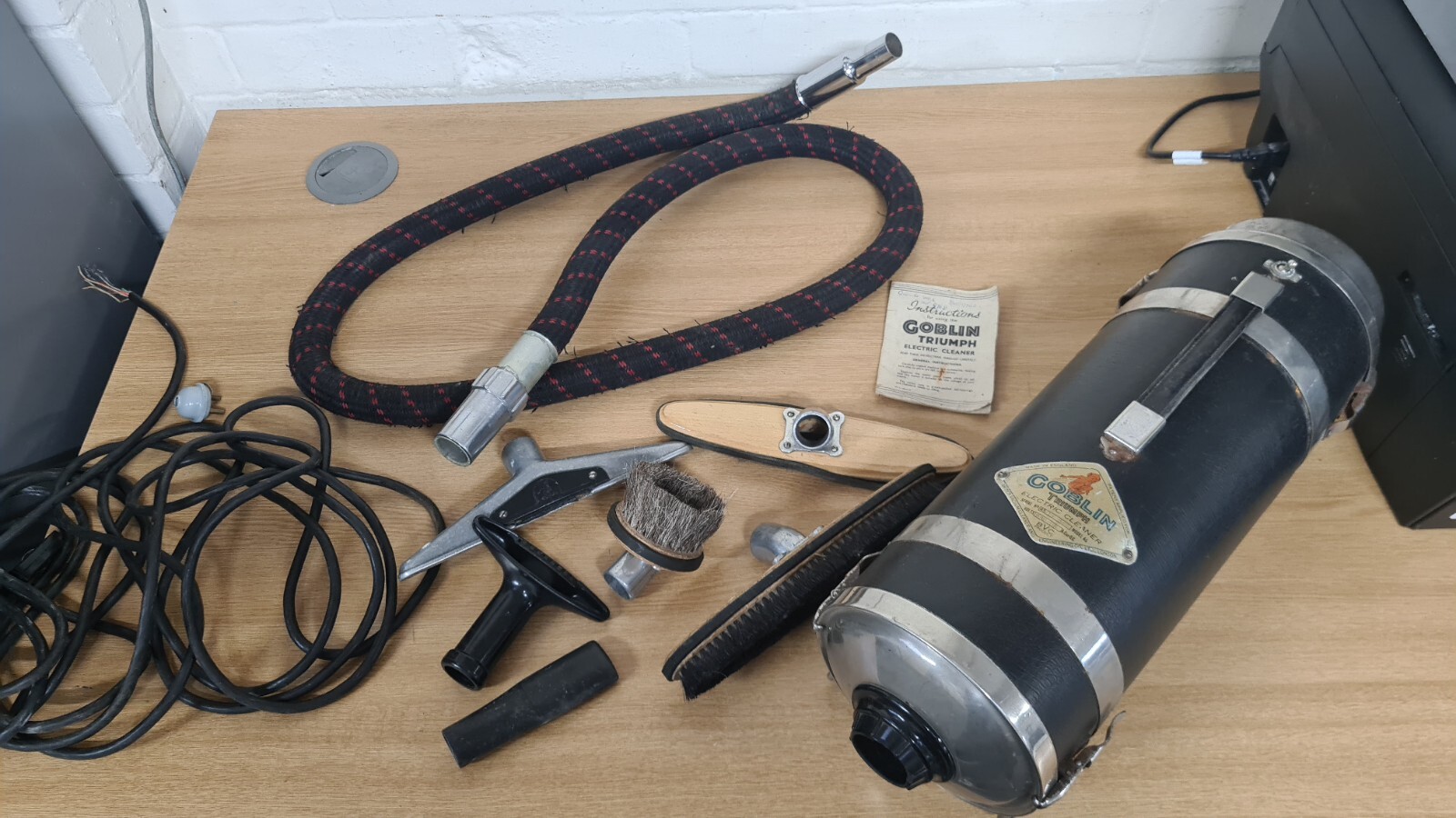 Antique Goblin Vacuum Cleaner, Model 45 eBay