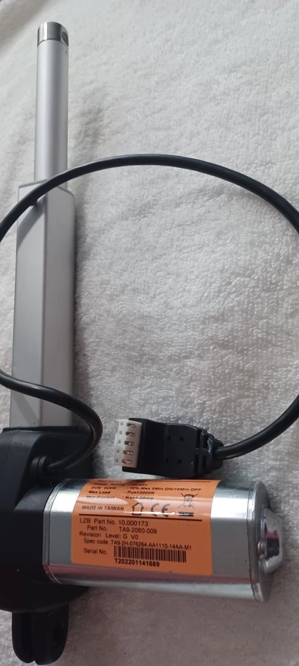 Lazy La Z Boy 切换电机致动器 TiMotion TA9-2060 -009LZB 10.000173 IP42 — 第 4/4 张图片