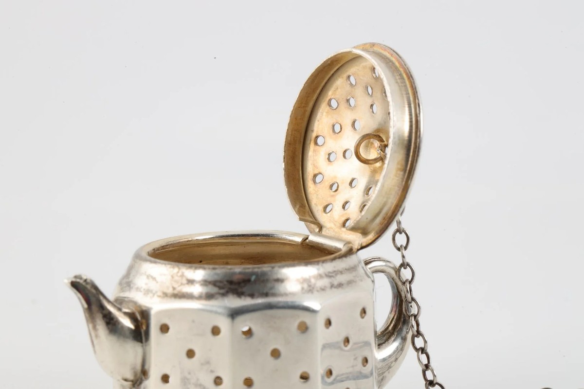 Amcraft Vintage 925 Silver Tea Pot Shaped Tea Infuser (19.85g.) View 2