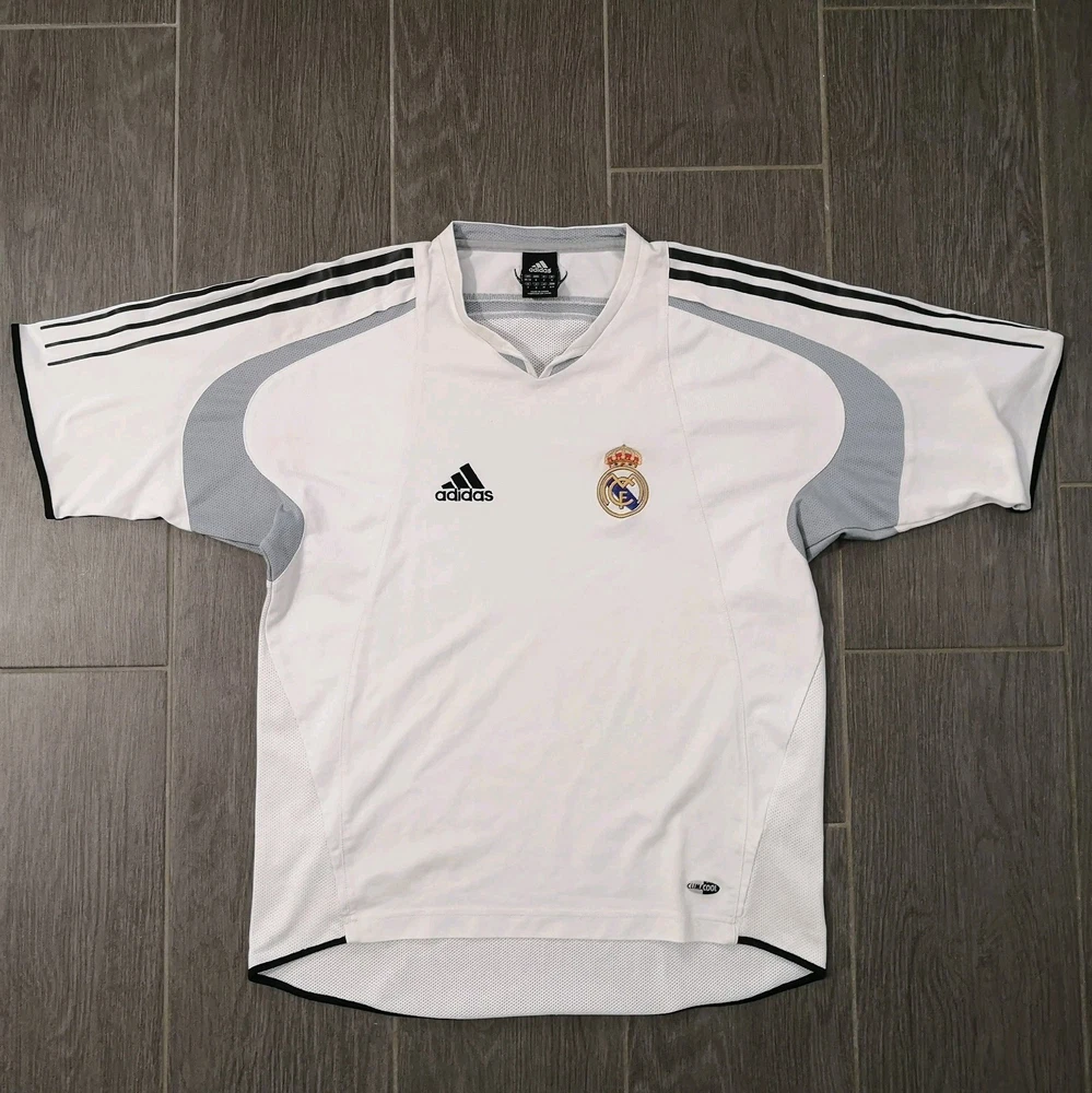 Vintage Retro 2004/05 Real Madrid Trikot Größe: XS odr. 176 Fußball Streatwear