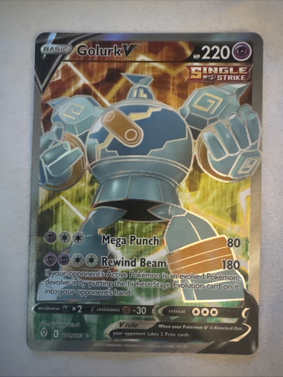 Golurk V (Full Art) 181/203 SWSH07: Evolving Skies Holo