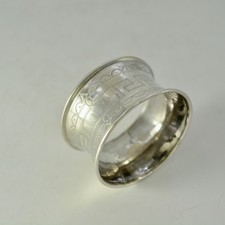 Rond de serviette en argent , France 