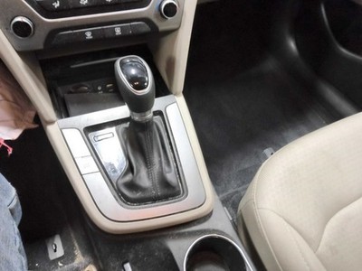 ELANTRA   2018 Transmission Shift 722505