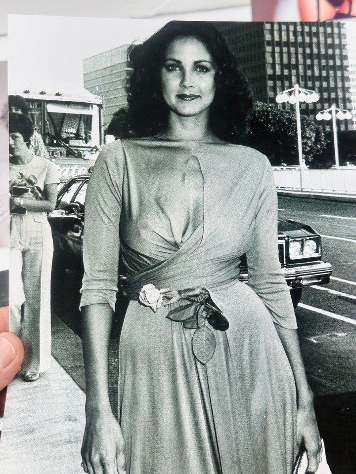 LOT OF 17: PROVOCATIVE/NUDE FAMOUS ACTRESSES & ADULT STAR PHOTOS (S