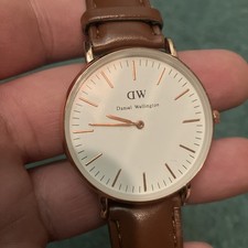 Daniel Wellington Leather Band Classic Japanese Analog Quartz Women's Watch