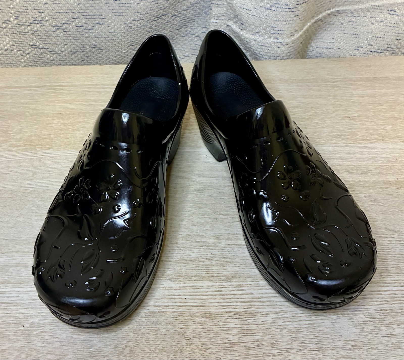 DANSKO Professional Pixie Black EVA Floral Slip R… - image 1