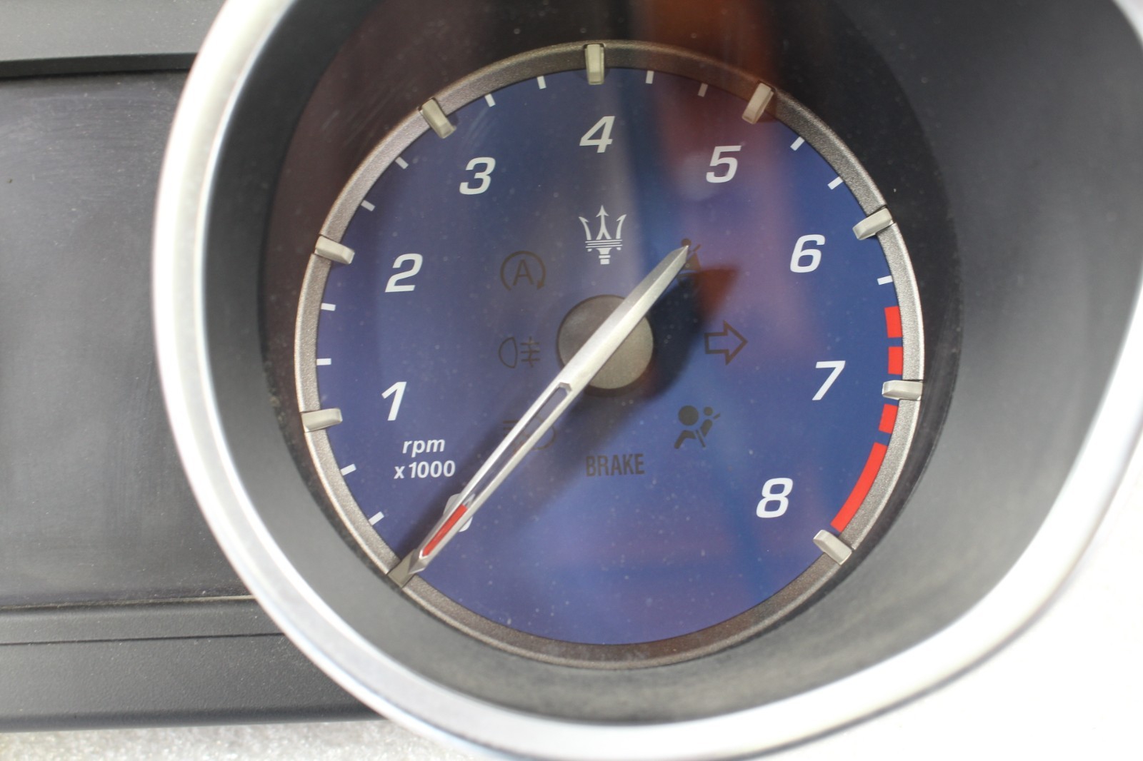 Maserati Ghibli, Speedometer / Head Cluster, Used, P/N 670031671