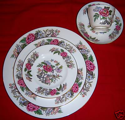 Wedgwood CATHAY 5-piece Place Setting - Picture 1 of 1
