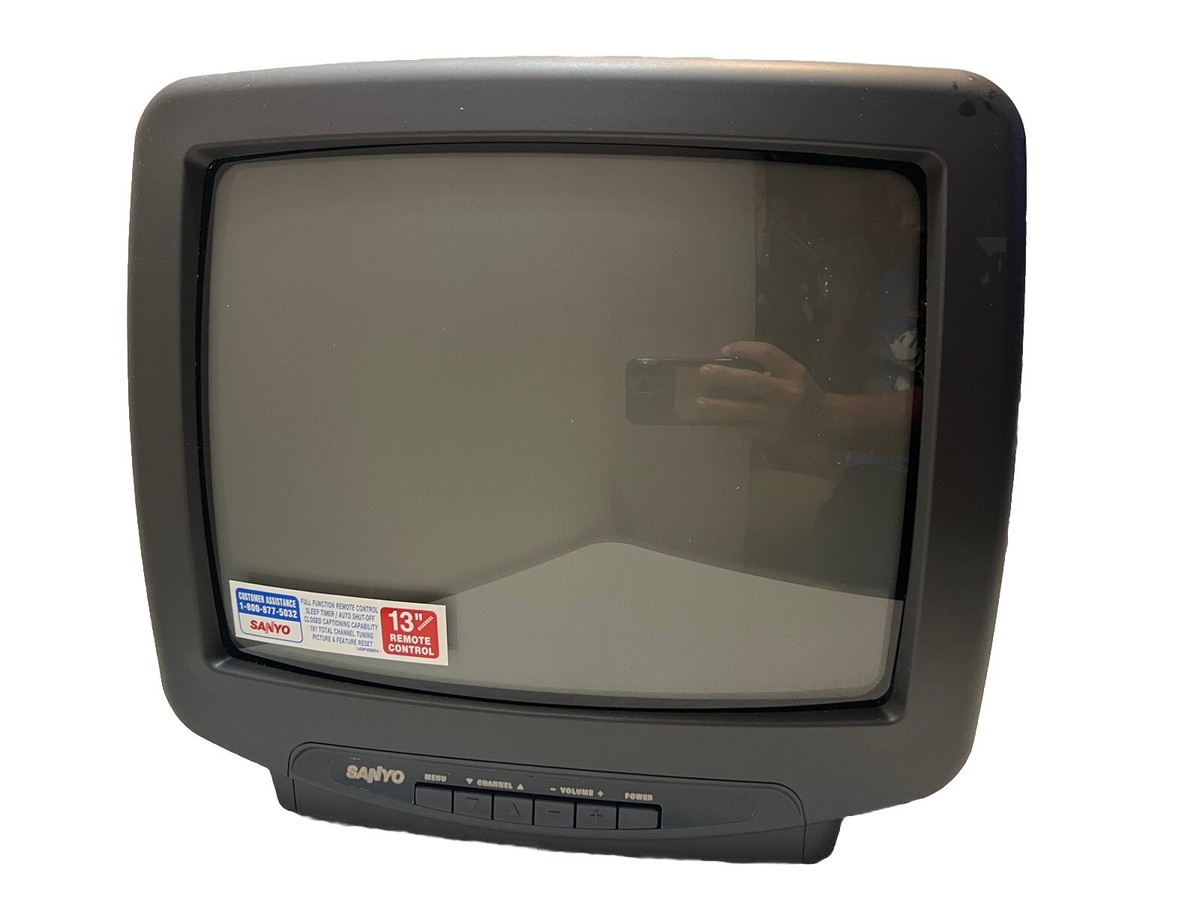 Vintage NOS New Sanyo DS13380 13” CRT 1999 Retro Gaming TV