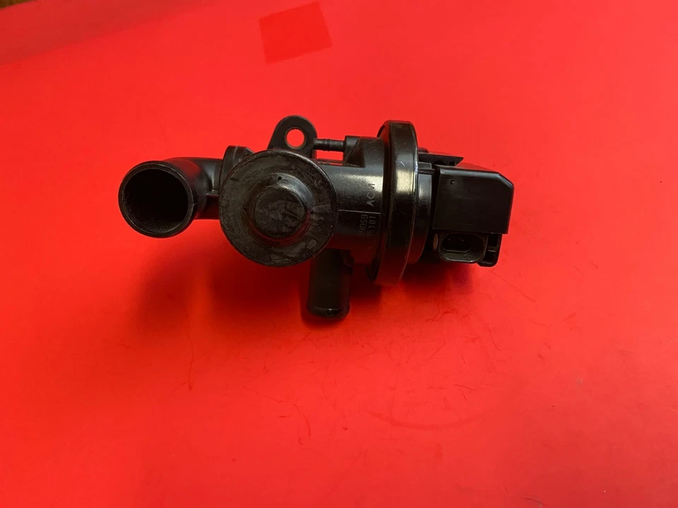 Diverter Valve-Secondary Air Injection Bypass Valve fits 90-91 Corvette 5.7L-V8 - Image 2 of 3