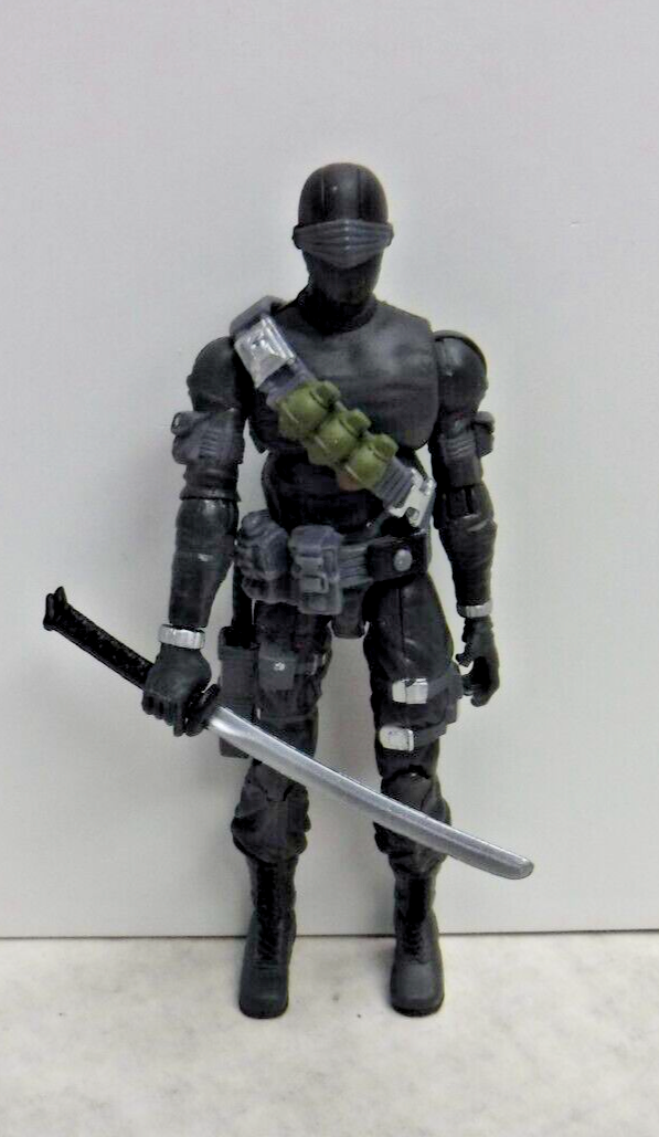 G.I. Joe Snake Eyes 1/6フィギュア Amazon.com: G.I. Joe: Snake Eyes 1:6 Scale Collectible