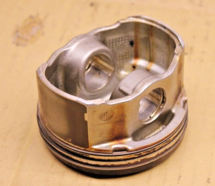 Pistón OEM para Toyota 2006-2013 2,4 L (B46) Foto 2 de 2