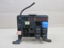 90 1990 Isuzu Truck Engine Fuse Box Relay Block Junction Compartment