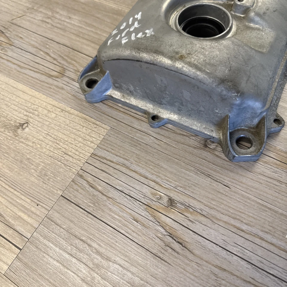 Ford Taurus 2010-2015 3,5 L cubierta de válvula derecha AA5Z-6582-E OEM TURBO Foto 4 de 4