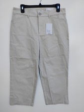 CROFT  BARROW Beige Classic Stretch Women's Chino Capri Pants 10 NEW