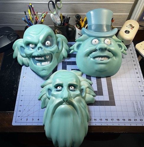 Disney Haunted Mansion HitchhikingGhost Masks Gus Phineas Ezra Spirit Halloween