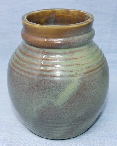 Vintage MCCOY USA POTTERY Pot Vase #3105 GREEN BROWN GLAZE, 5 1/2" Tall EPOC