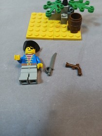 Lego - Pirates  - 1696/1464 - Pirate Lookout - 100% Complete