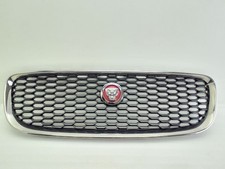 Calandre Jaguar E