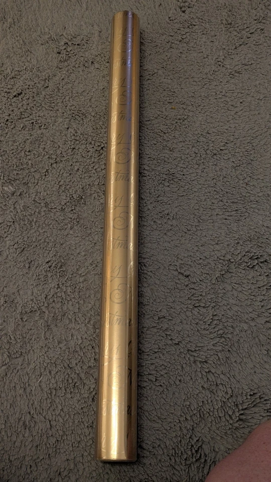 Woolworths Christmas collection 4m metallic gift wrap vintage 4m X 70cm approx - Image 4 of 4