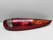 NISSAN ALMERA TINO V10 Rücklicht hinten links 2.20 Diesel 110kw 2003 32510046