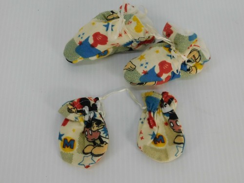Conjunto de guantes y botas recién nacido bebé niña y niño hecho a mano Mickey Mouse multicolor  - Imagen 1 de 10