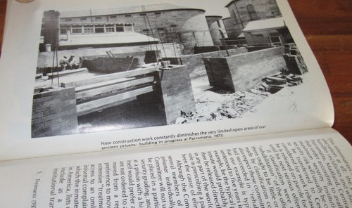 Australian Prisons ~ Fiori RINALDI. illustrated RARE 1st HbDj UNread in MELB - Bild 12 von 12