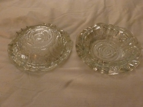 EAPG Very Thick Glass Rose Embossed Ashtray - Picture 9 of 9