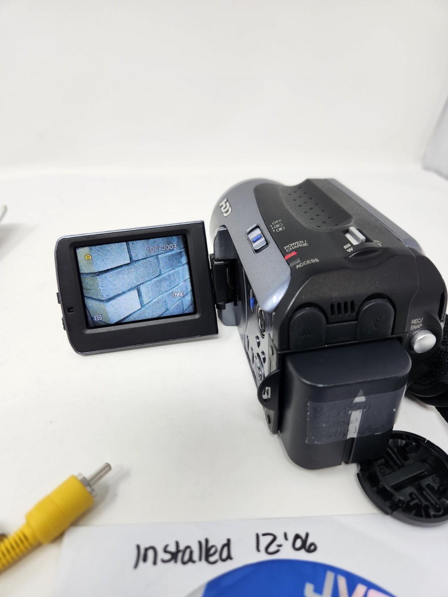 JVC Everio 20GB Hard Drive Video Camcorder GZ-MG20U JVC Everio 20GB Hard Drive Video Camcorder GZ-MG20U