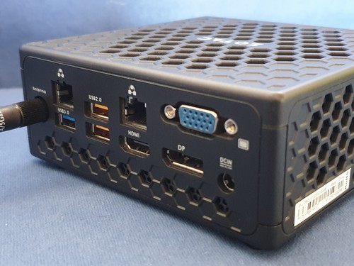 ZOTAC ZBOX CI323 nano, Intel N3150 Quad-Core 1.6GHz, 4GB RAM, Mini-PC, lüfterlos - Bild 6 von 18