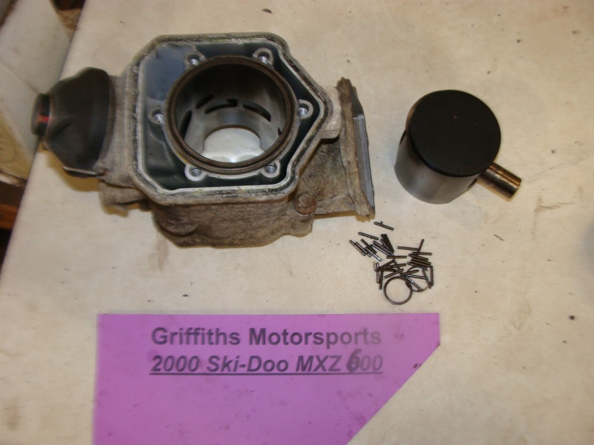 モ 2000 SKI DOO MXZ 600 ZX chassis jug barrel cylinder piston ring