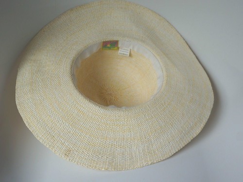 SOMBRERO DE MUJER ""TROPICAL TRENDS"" ALA ANCHA PLAYA/VERANO - Imagen 4 de 5