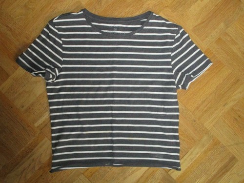 Primark kurzes Stretch Crew T-shirt Gr. 2XS 162 158 wie neu