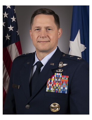 United States Air Force General David B. Lyons 8x10 Photo On 8.5'' x 11''
