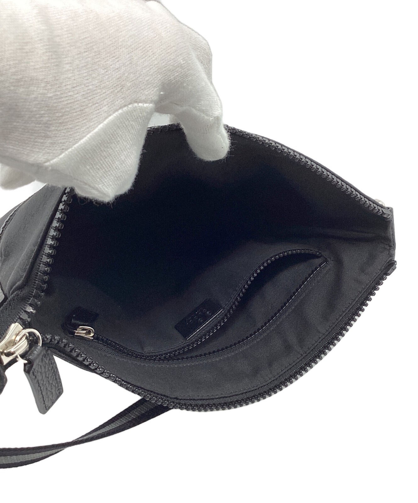 GUCCI GG Supreme Shoulder Bag Italy Coated Canvas Model 449184 SN2579 thumbnail 23